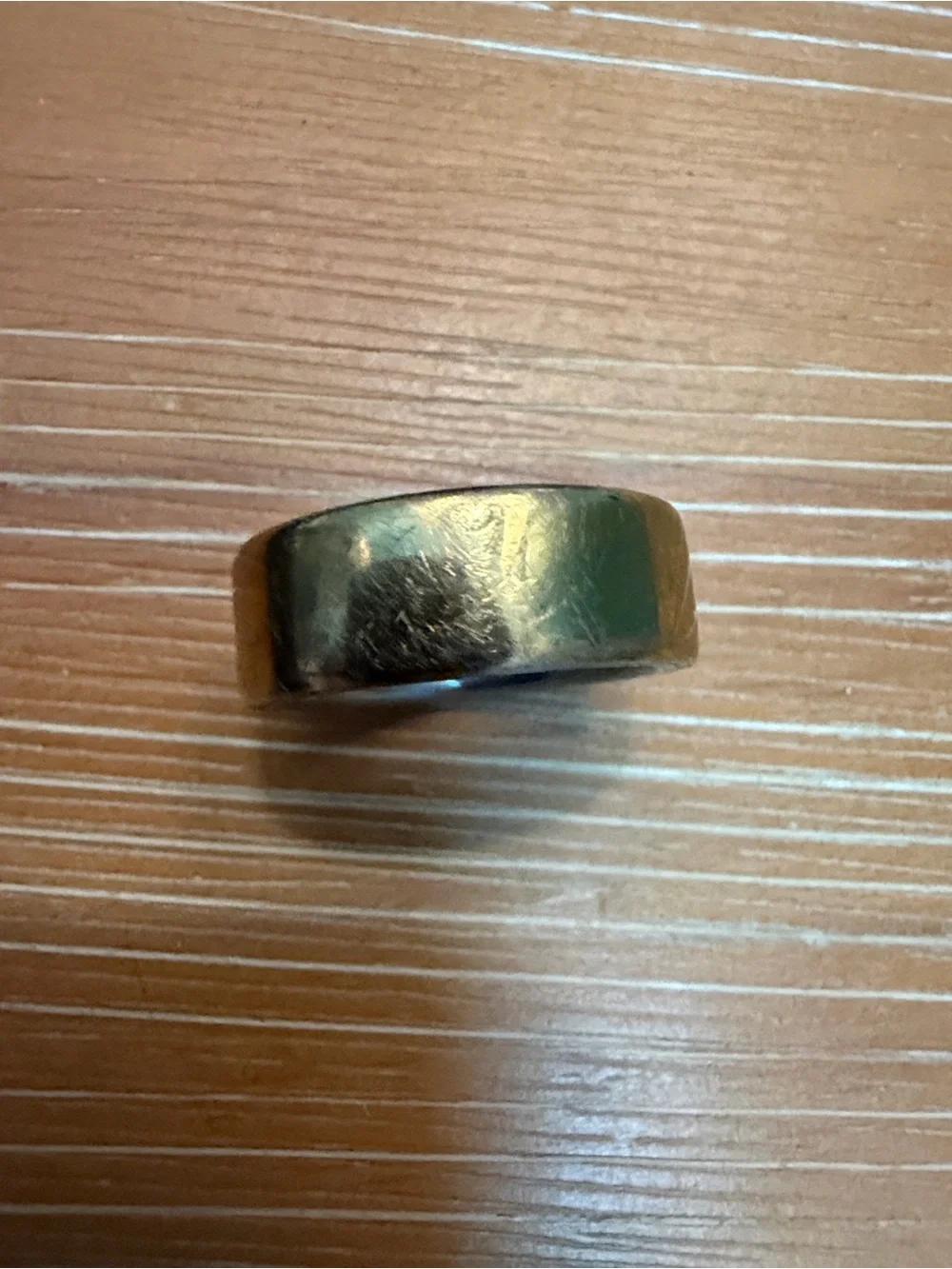 Oura Ring Gen 4 - Gold - Size 8 + TWO Chargers